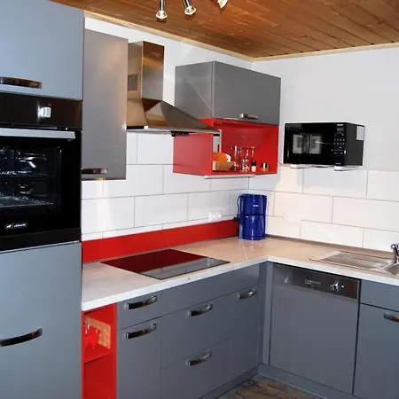 Moewe 101 * מירו